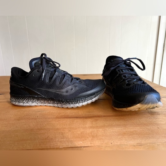 Women’s Saucony Freedom Iso size 7.5 - Picture 3 of 6
